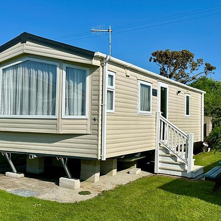 Roselands Caravan Park, Nr Lands End, Cornwall Сейнт-Джаст Экстерьер фото