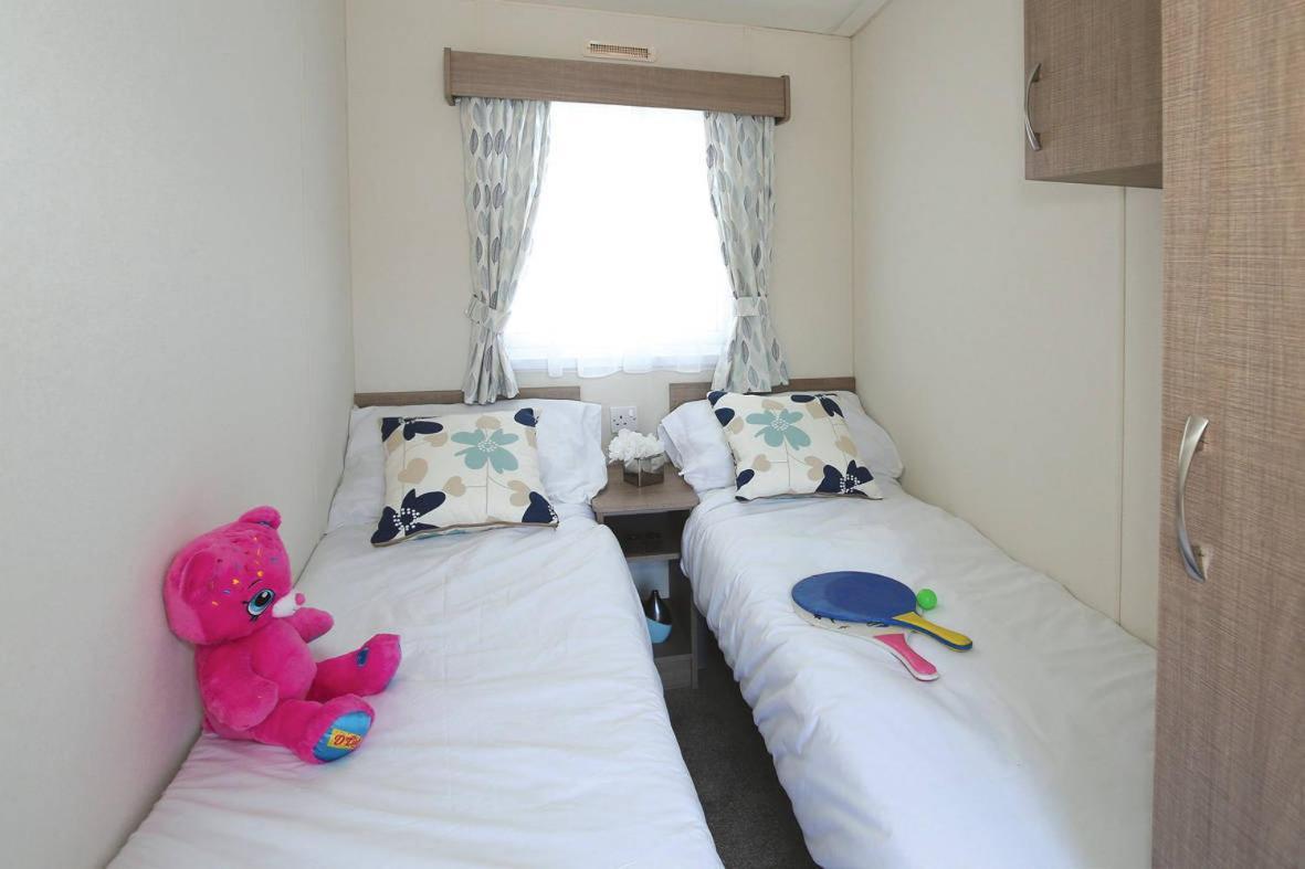 Roselands Caravan Park, Nr Lands End, Cornwall Сейнт-Джаст Экстерьер фото