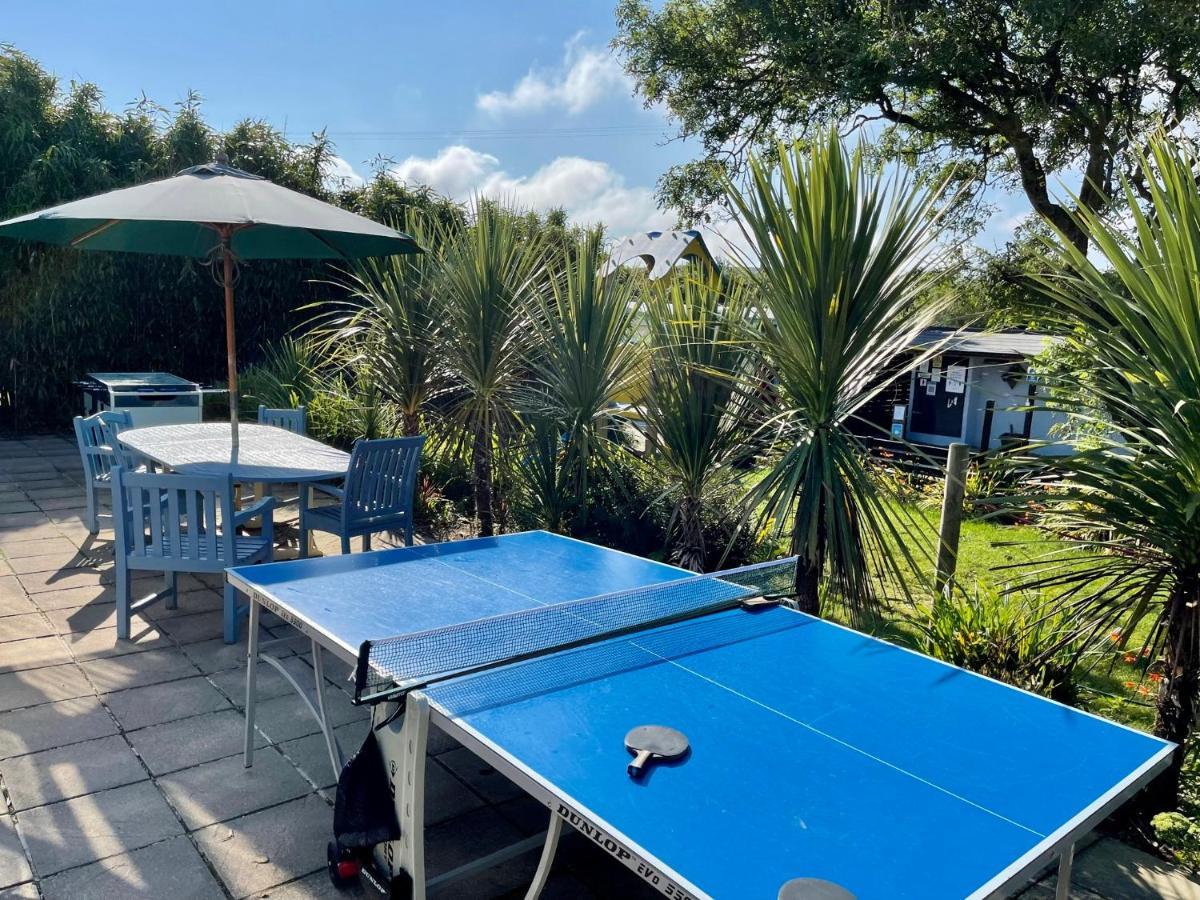 Roselands Caravan Park, Nr Lands End, Cornwall Сейнт-Джаст Экстерьер фото