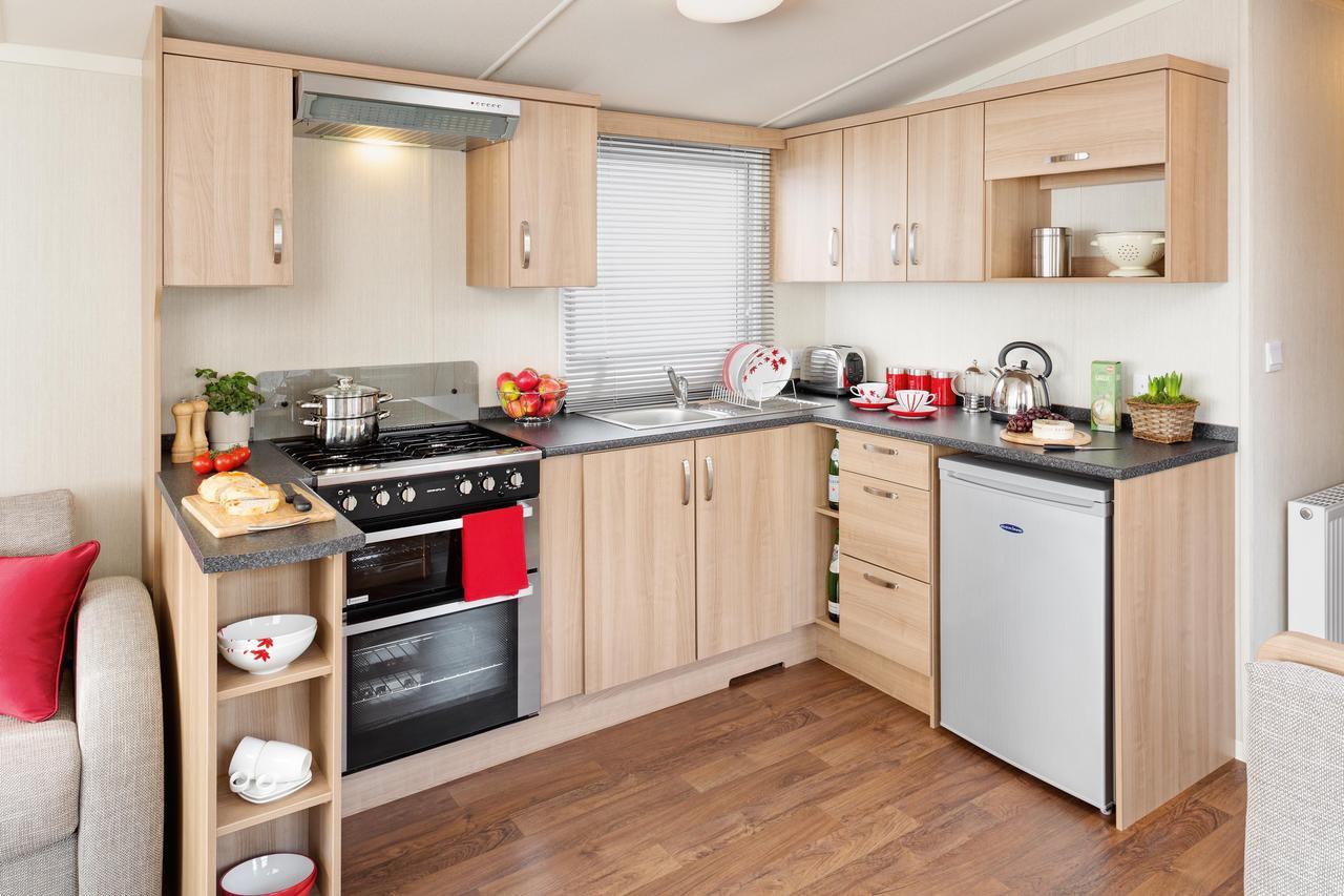 Roselands Caravan Park, Nr Lands End, Cornwall Сейнт-Джаст Экстерьер фото