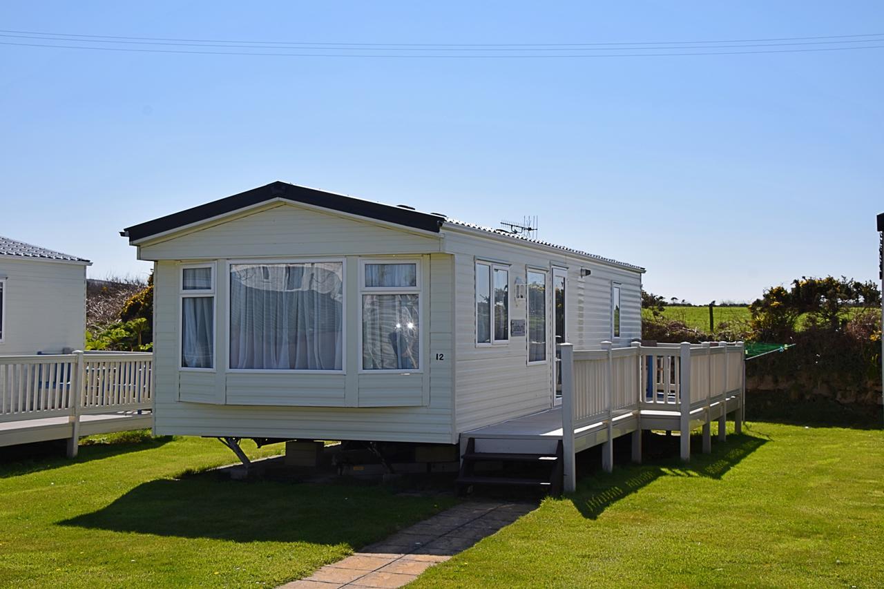 Roselands Caravan Park, Nr Lands End, Cornwall Сейнт-Джаст Экстерьер фото